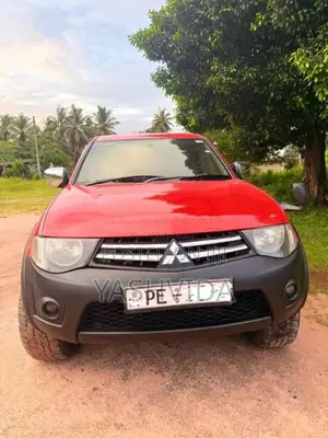 Mitsubishi L200 Cab 2013 Pickup (Used)