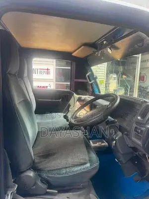 Nissan CrewCab 2002 Crew Cab (Used)
