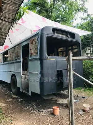 Ashok-Leyland Ruby 2002 Bus (Used)