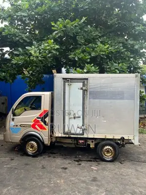 Tata Express 2016 Lorry (Used)
