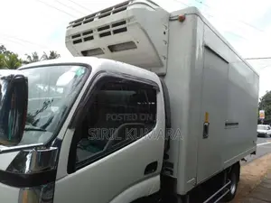 HINO Freezer 2009 Lorry (Used)