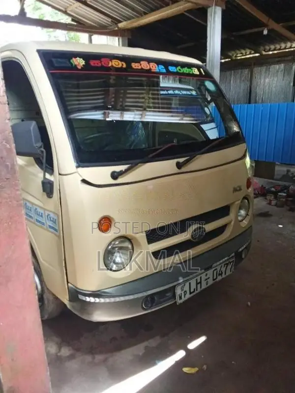 Tata Dimo Batta 2010 Lorry (Used)