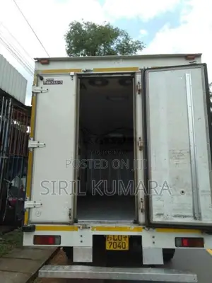HINO Freezer 2009 Lorry (Used)