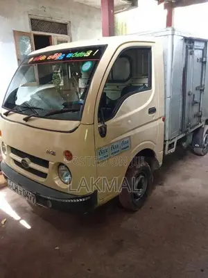 Tata Dimo Batta 2010 Lorry (Used)