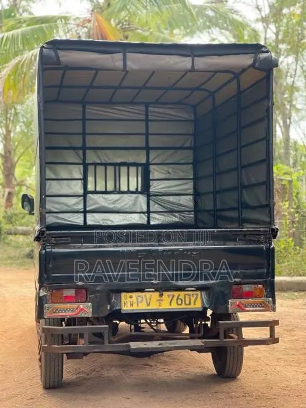 Mahindra Maxximo Plus 2013 Lorry (Used)
