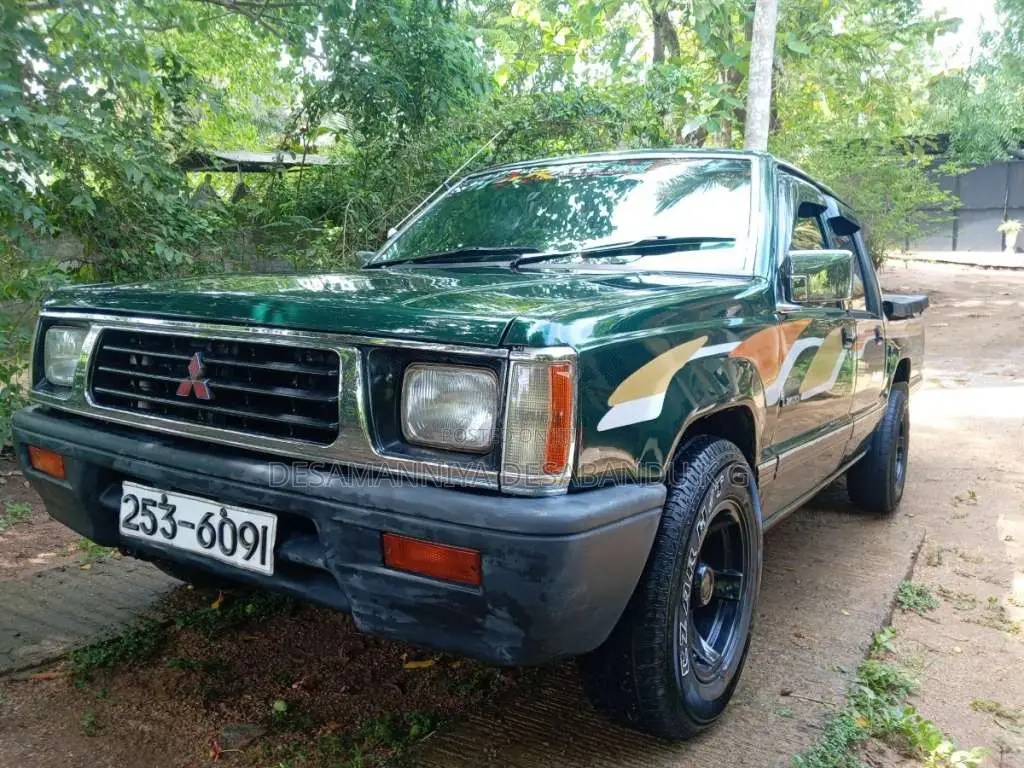 Mitsubishi Double Cab 1999 Pickup (Used)