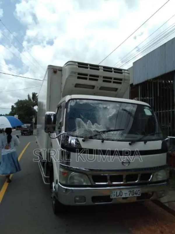 HINO Freezer 2009 Lorry (Used)