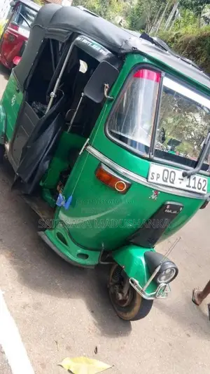 Bajaj 4 Stroke 2008 Three Wheel (Used)