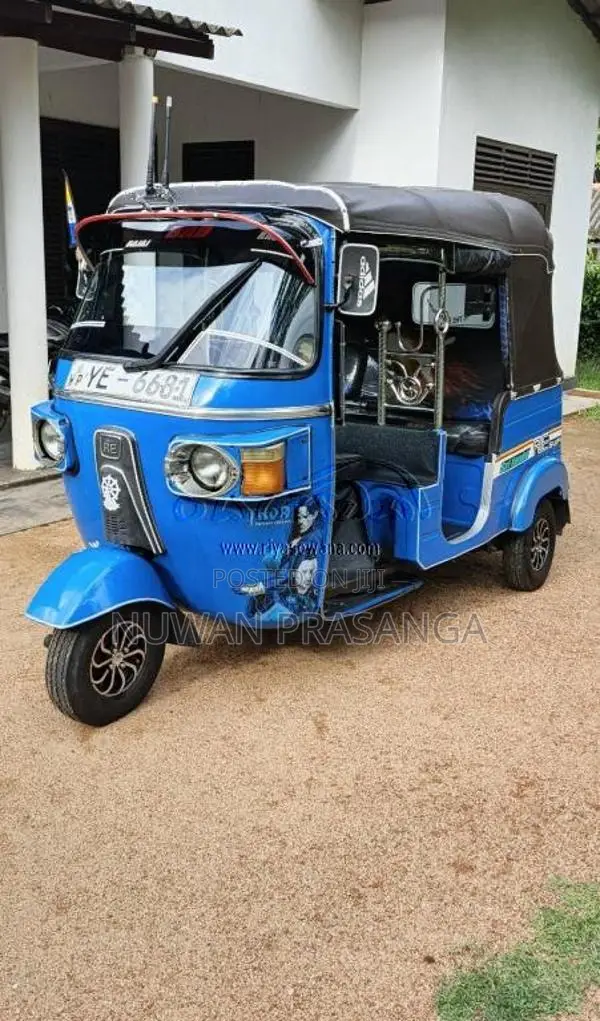 Bajaj Re 2010 Three Wheel (Used)