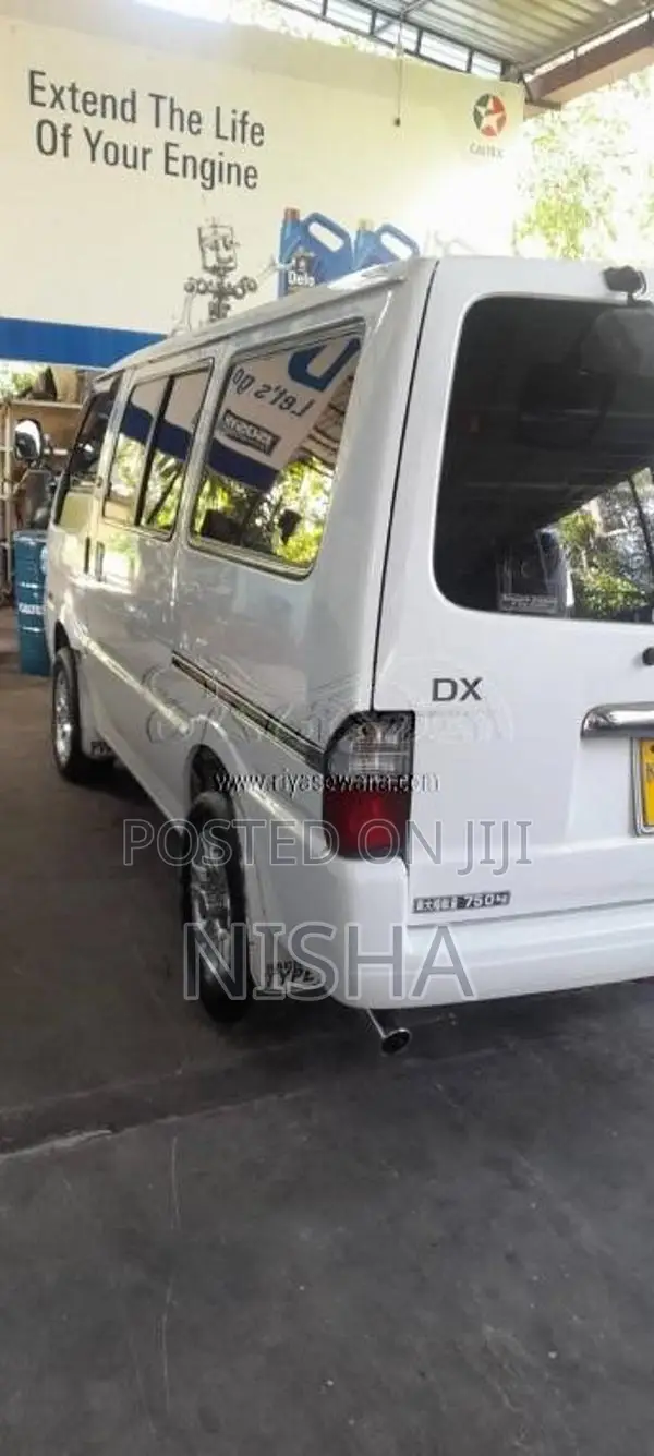 Nissan Vanette 2006 Van (Used)