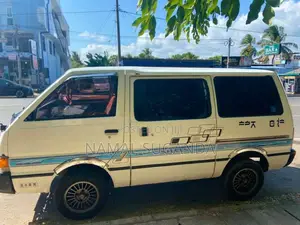 Nissan Vanette 1992 Van (Used)