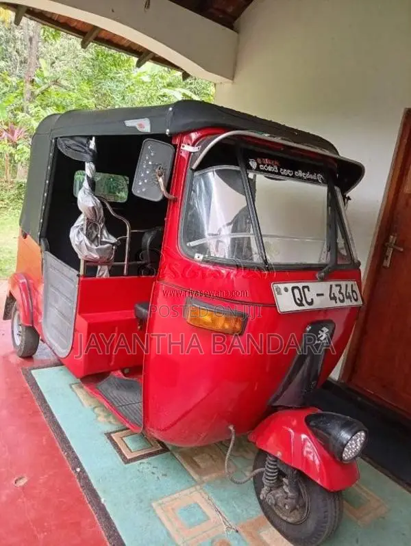 Bajaj 2 Stroke 2005 Three Wheel (Used)