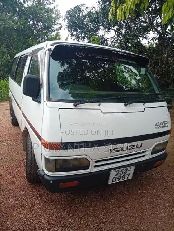 Isuzu Fargo 1995 Van (Used)