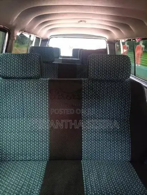 Isuzu Fargo 1995 Van (Used)