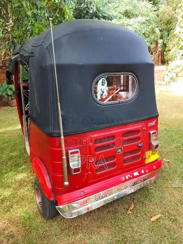 Bajaj RE 2016 Three Wheel (Used)