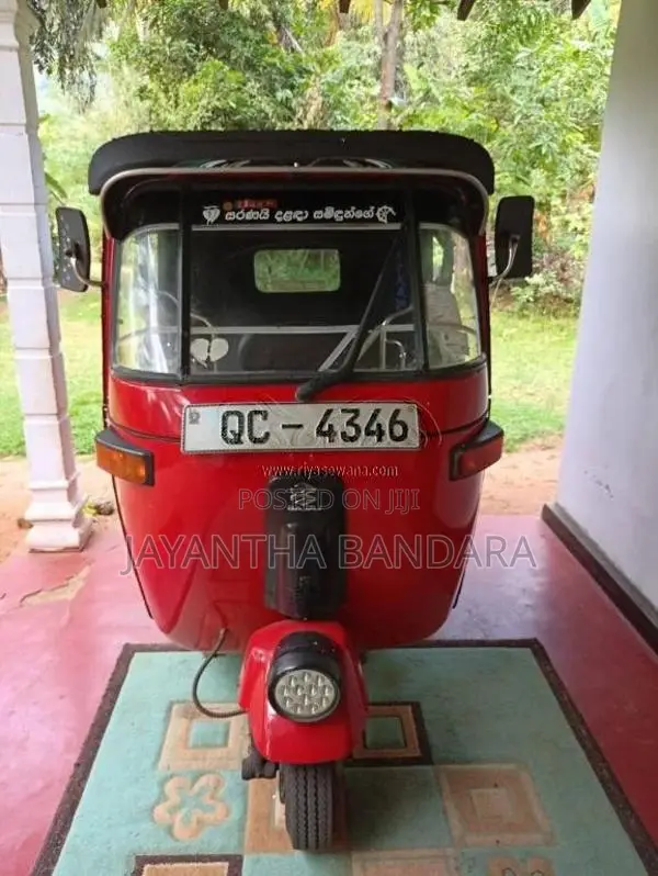 Bajaj 2 Stroke 2005 Three Wheel (Used)