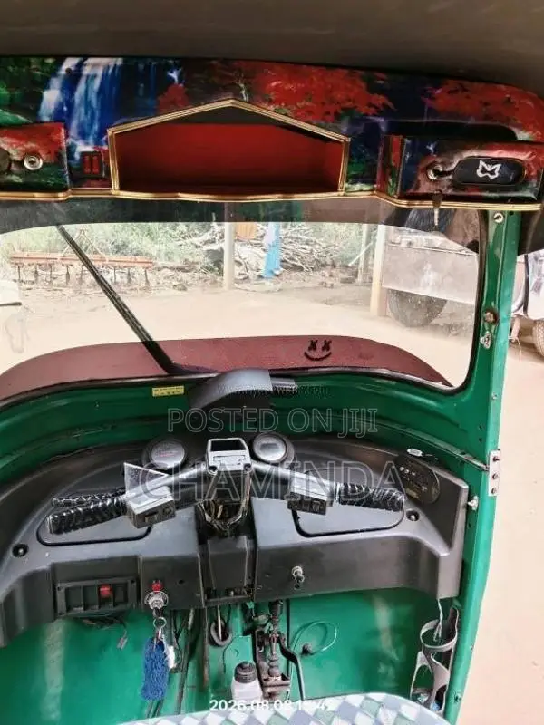Bajaj 4 Stroke 2012 Three Wheel (Used)
