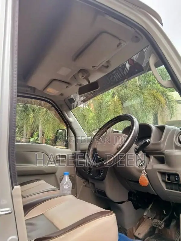 Suzuki Minicab 2016 Van (Used)