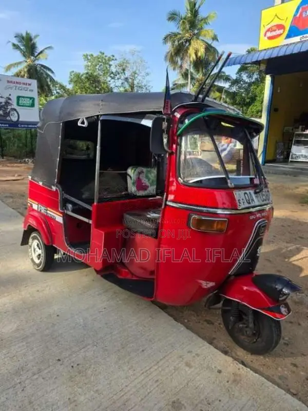 Bajaj 2 Stroke 2008 Three Wheel (Used)