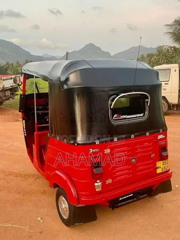 Bajaj RE 4 Stroke 2015 Three Wheel (Used)