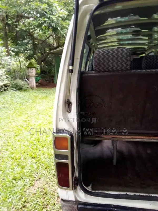 Toyota Hiace Shell LH61V 1989 Van (Used)