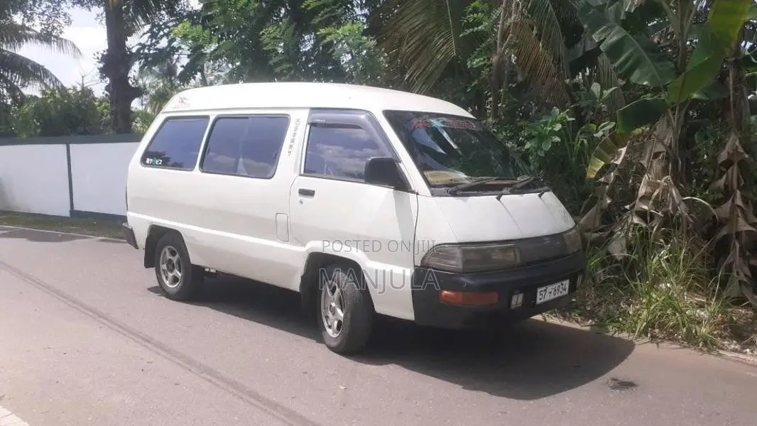 Toyota CR27 1991 Van (Used)