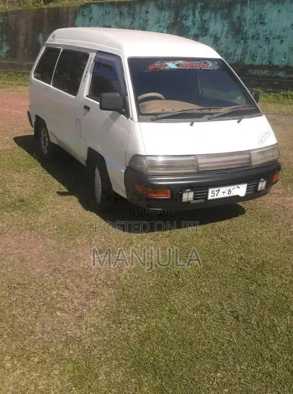 Toyota CR27 1991 Van (Used)