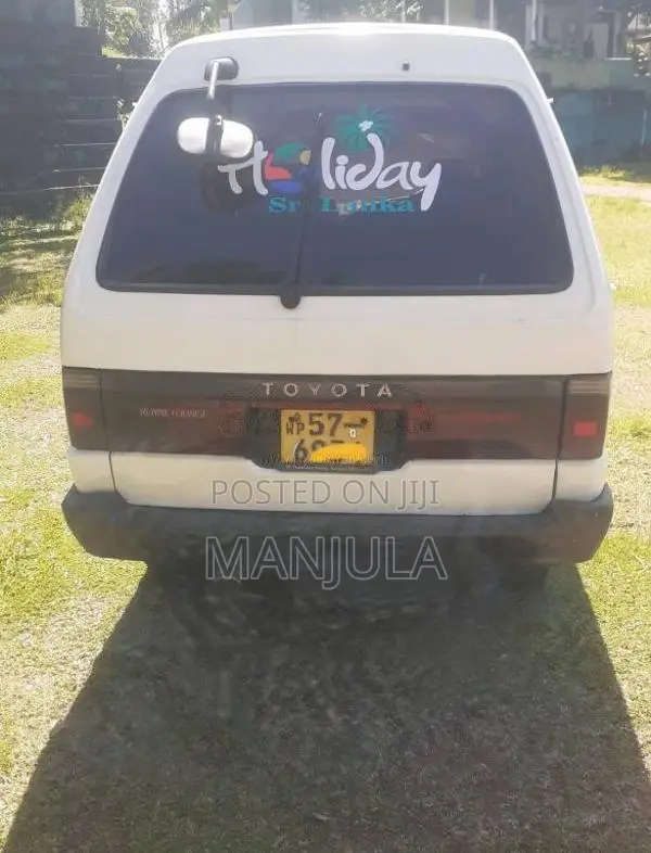 Toyota CR27 1991 Van (Used)