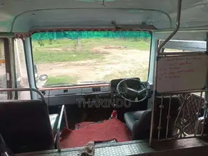 Toyota DCM 1988 Bus (Used)