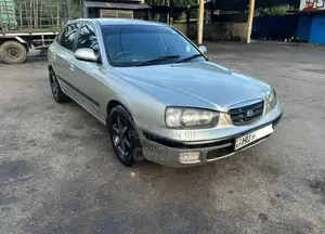 Hyundai Elantra GLS 2000 Car (Used)