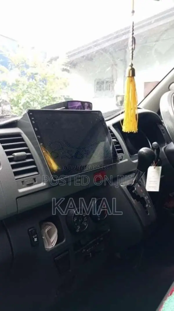 Toyota KDH 200 2006 Van (Used)