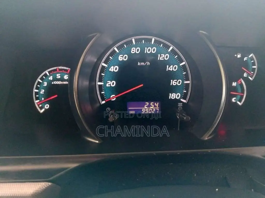 Toyota KDH Super Gl 201 Prime Selection 2013 Van (Used)