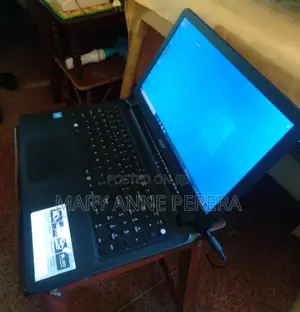 Laptop Acer Aspire 1 4GB Intel Core i5 HDD 4T