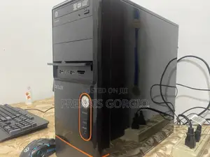 Desktop Computer 4GB Intel Core i3 HDD 500GB