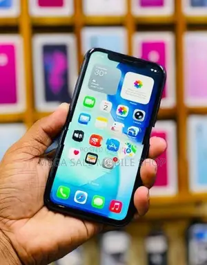 Apple iPhone 11 128GB (Used)