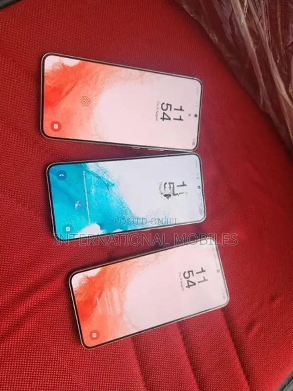 Samsung Galaxy S22+ 256GB (Used)