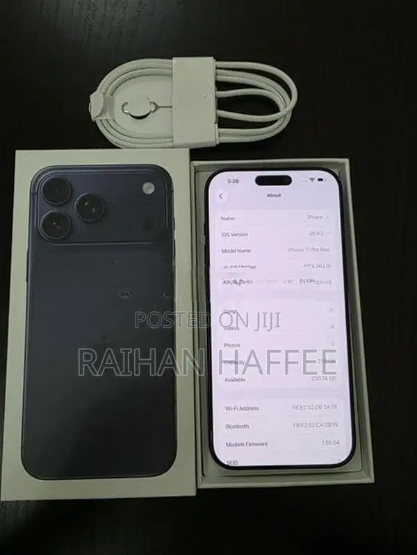 Apple iPhone 17 Pro Max Deep blue (Used)