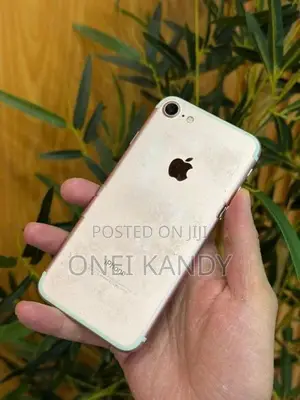 Apple iPhone 7 128GB (Used)