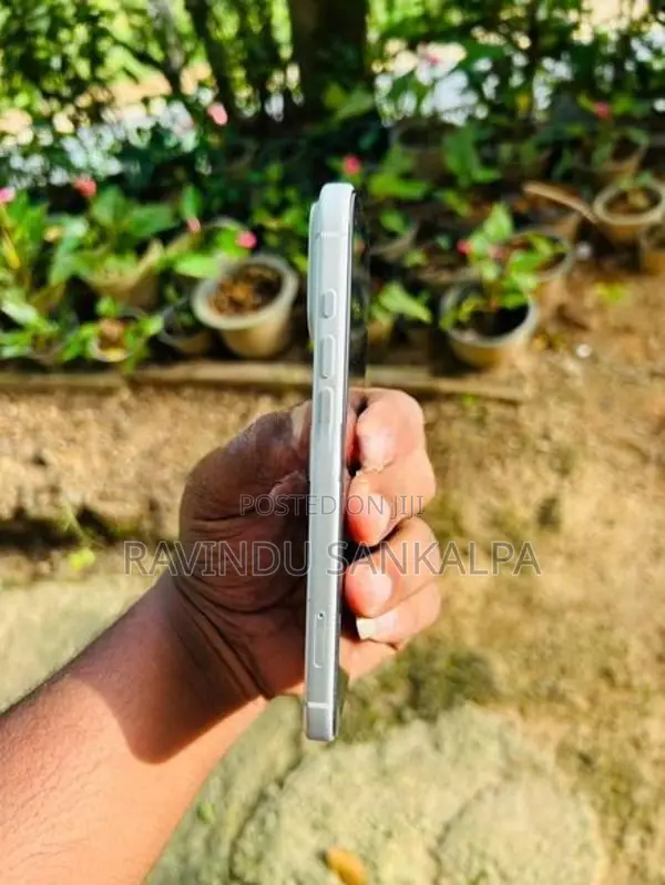 Apple iPhone 17 Pro Max (Used)