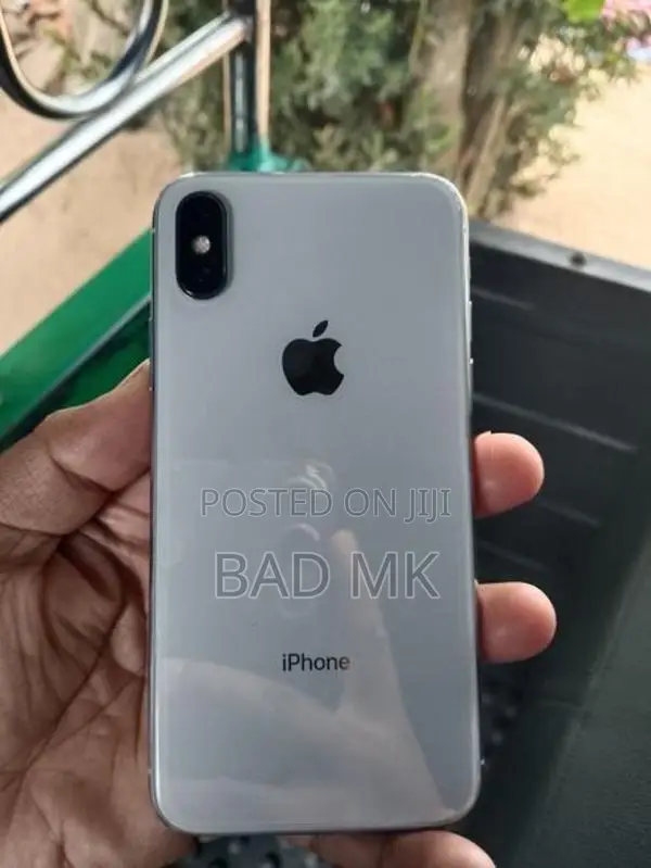 Apple iPhone X (Used)