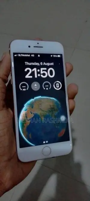 Apple iPhone 8 (Used)