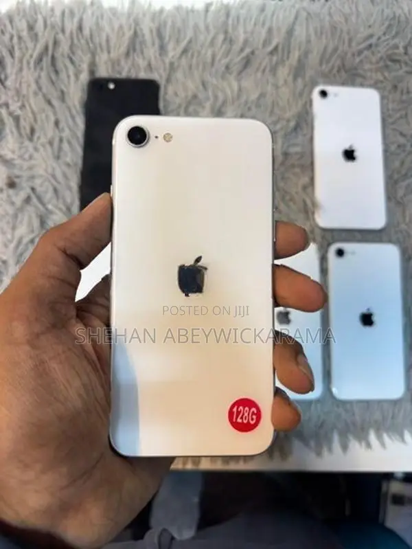 Apple iPhone SE 2 (Used)