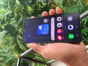 Samsung Galaxy S24 (Used)
