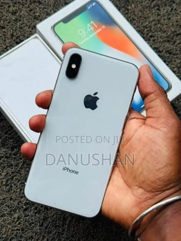 Apple iPhone X 256GB (Used)