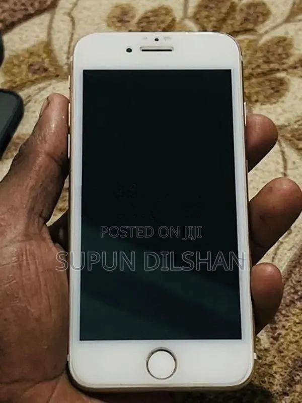 Apple iPhone 7 = (Used)