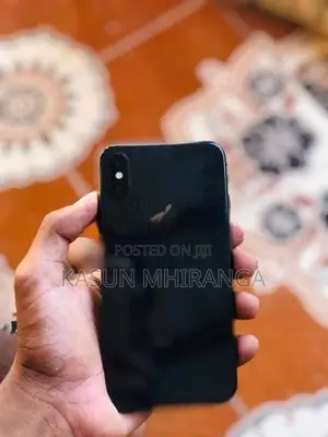 Apple iPhone X (Used)