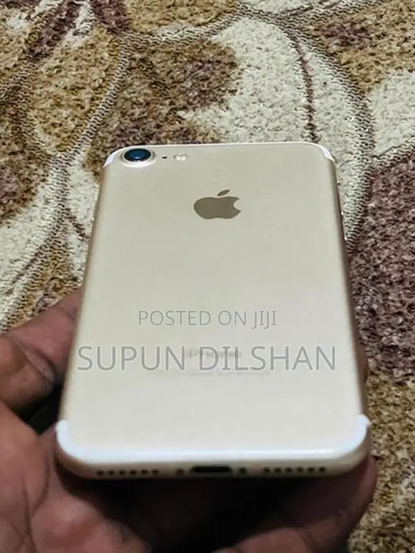 Apple iPhone 7 = (Used)