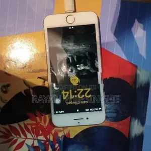 Apple iPhone 8 (Used)