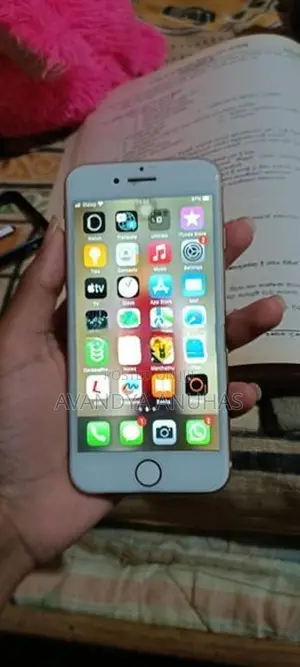 Apple iPhone 8 (Used)