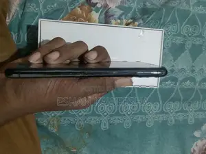 Apple iPhone XS (Used)